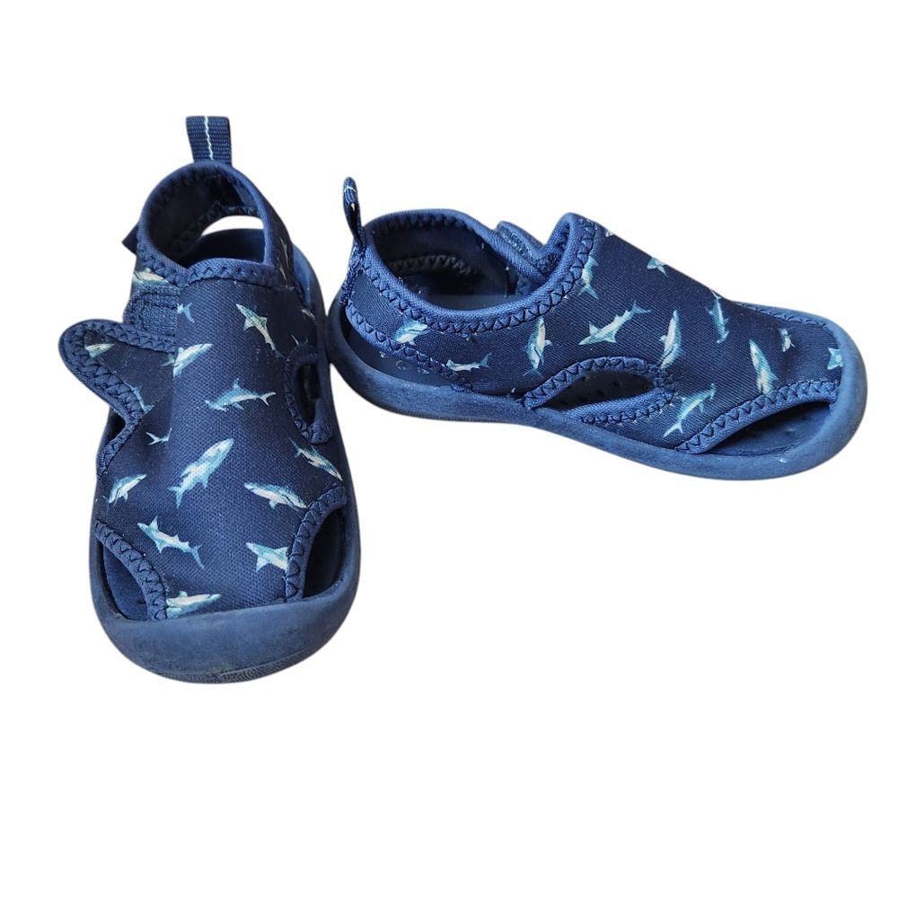 OshKosh B'Gosh Shark Print Water Aquatic Shoes Size 6 Navy Blue